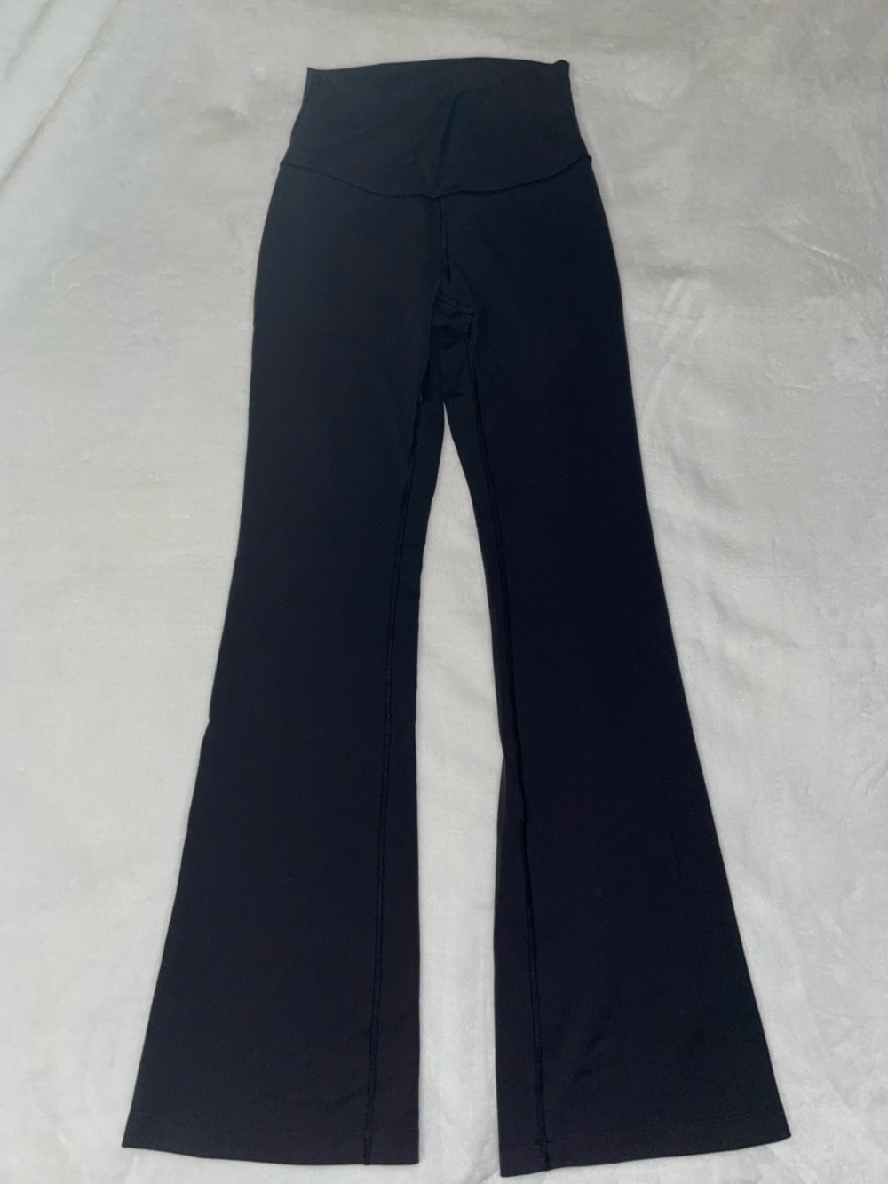 lululemon athletica Black Yoga Pants size 6 perfect condition